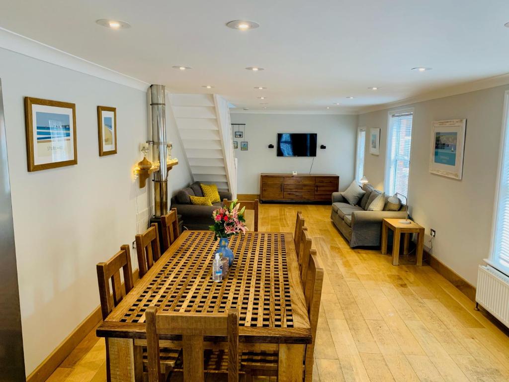 Shepherds House (Swanage)