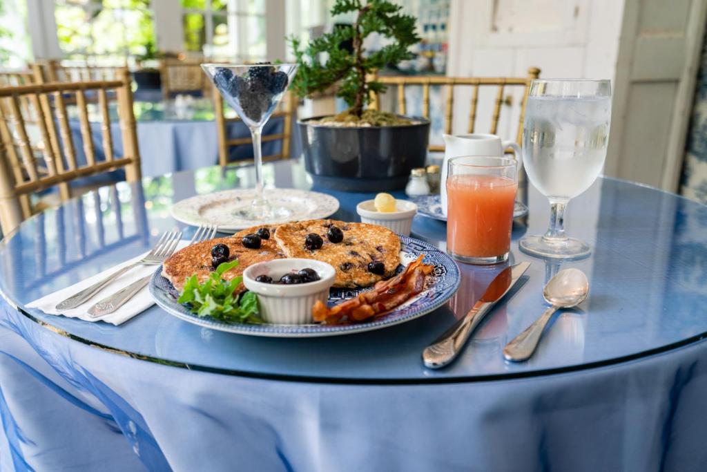 Bluefield Inn (Bluefield)