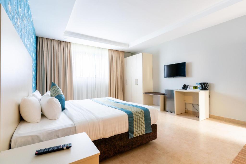 Blooming Suites