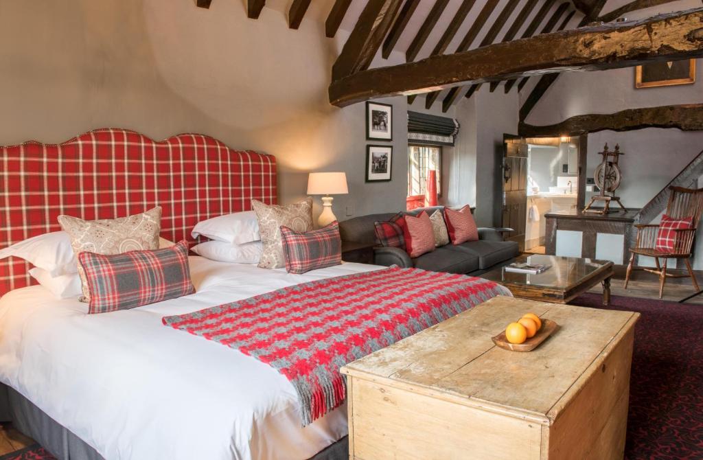 The Lygon Arms - an Iconic Luxury Hotel (Broadway)
