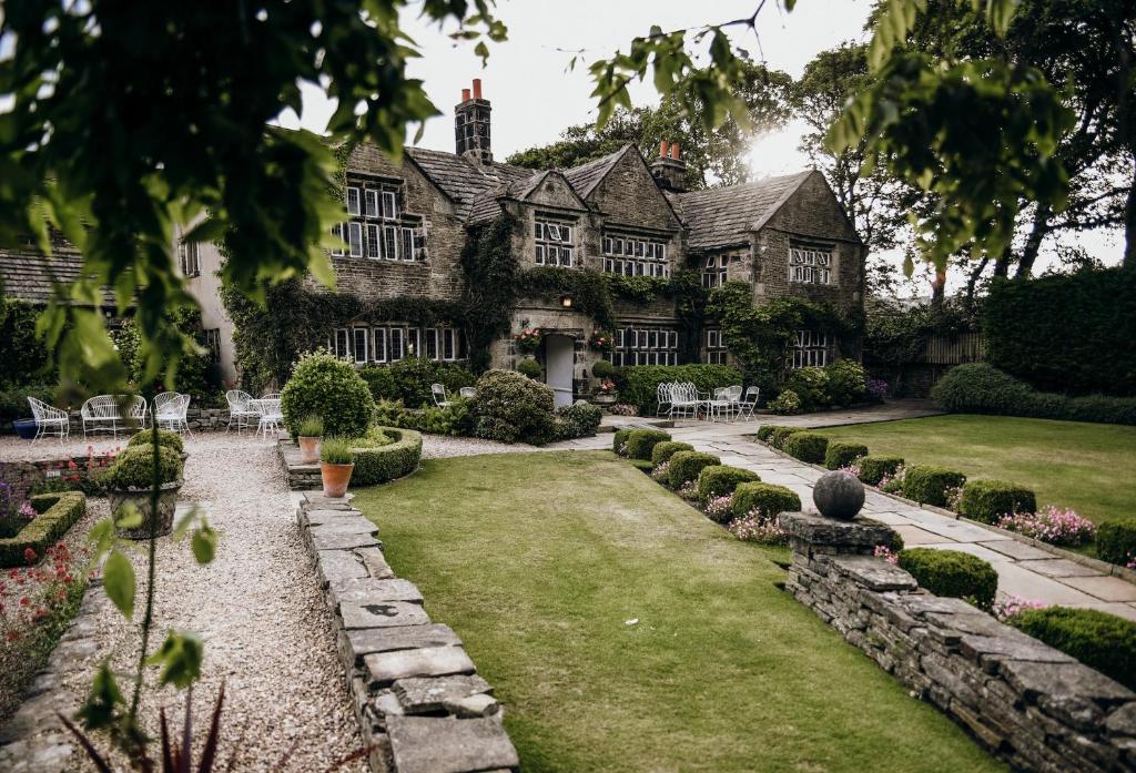 Holdsworth House Hotel (Halifax)