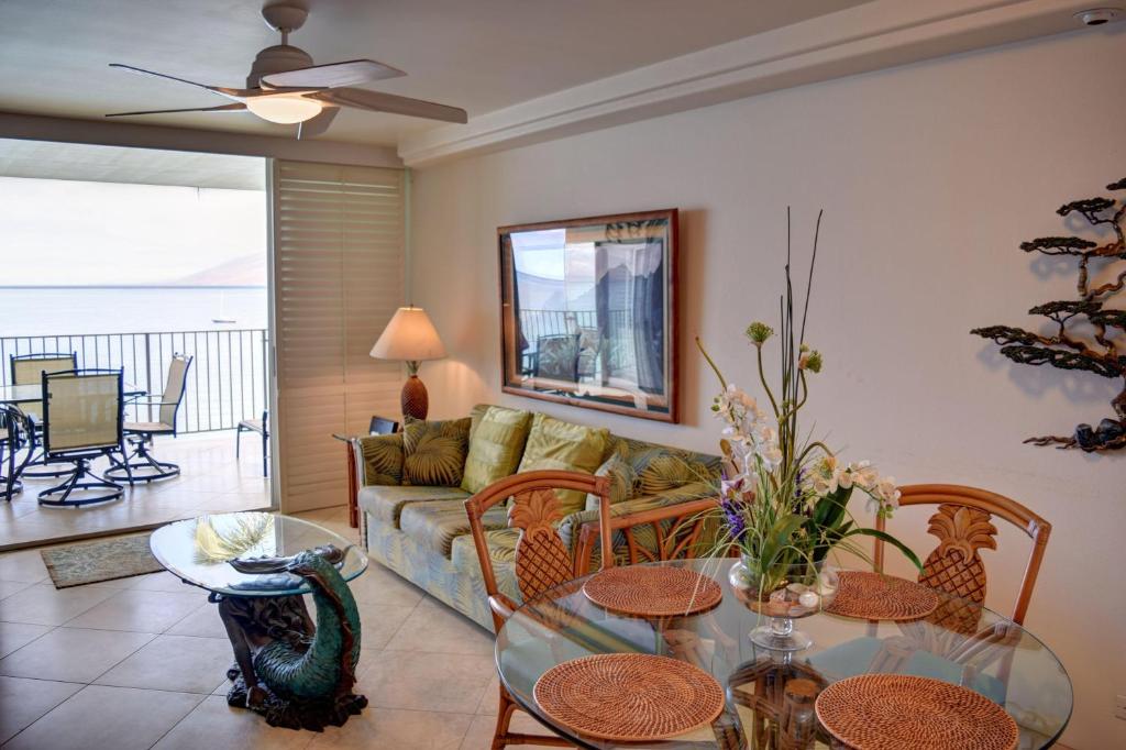 Royal Mauian 412 (Kihei)