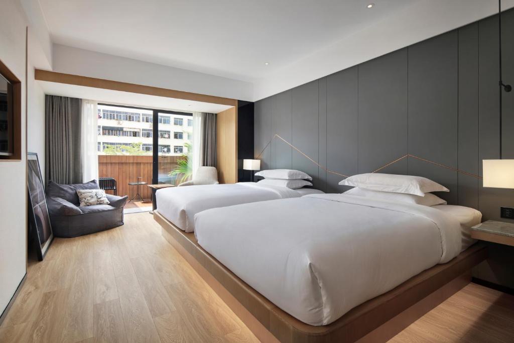 Haikou S-INN Hotel
