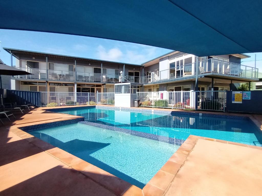 Grandeur Holiday Units (Merimbula)