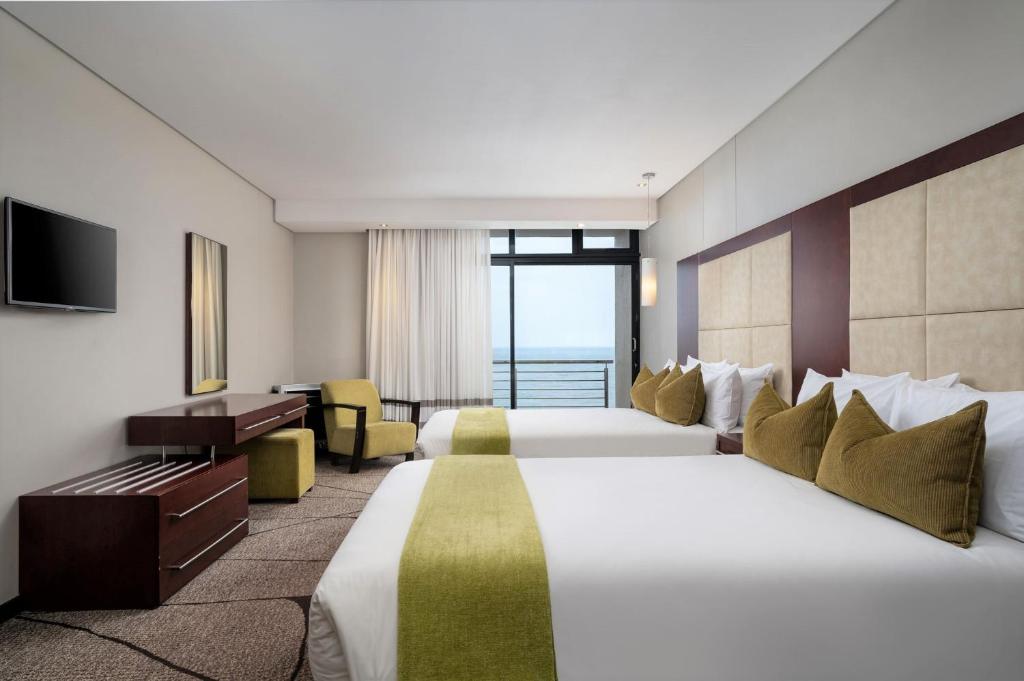 Premier Hotel East London ICC (East London)