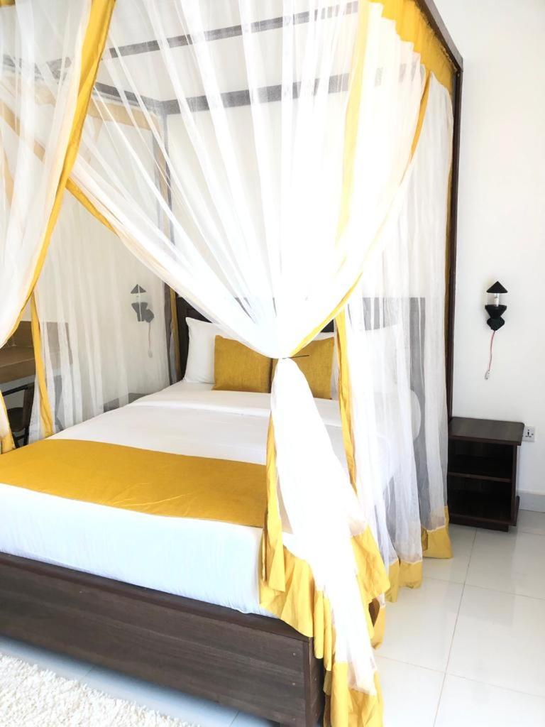 Diani Palm Hotel