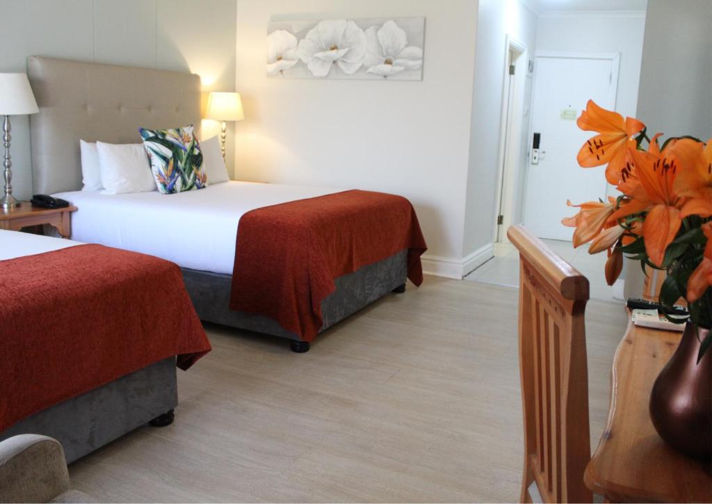 The Riverside Hotel