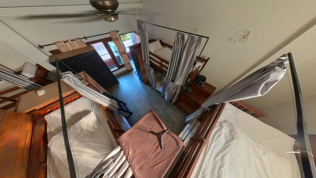 FARAWAY SUITES