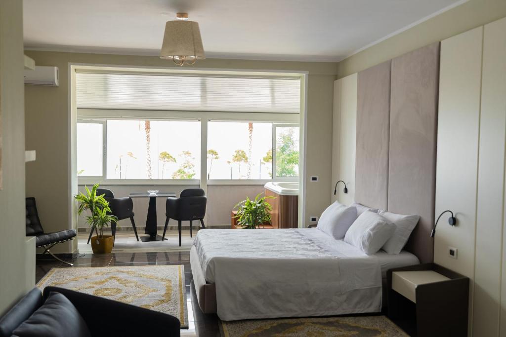 Hotel Pirro