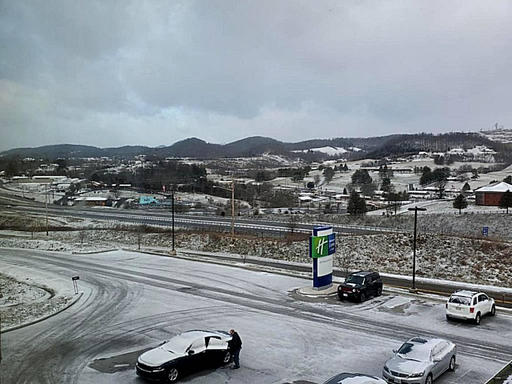 Holiday Inn Express & Suites Lebanon (Lebanon)