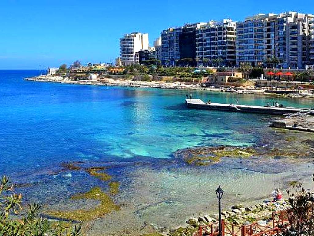 The Exiles Hotel (Sliema)