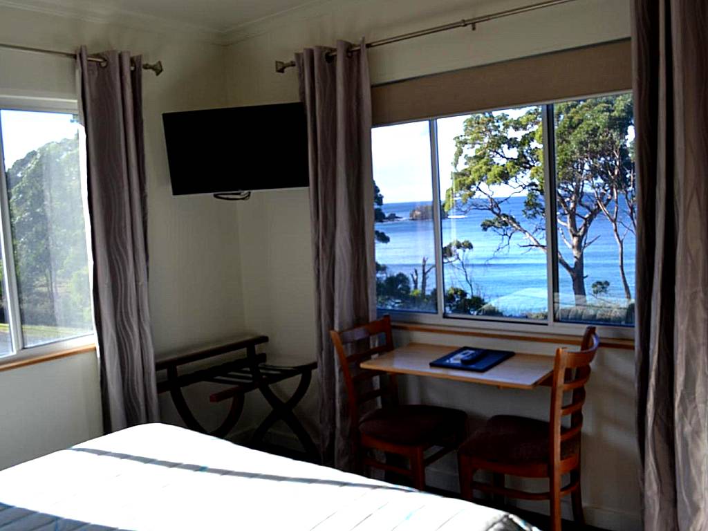 Lufra Hotel and Apartments (Eaglehawk Neck)