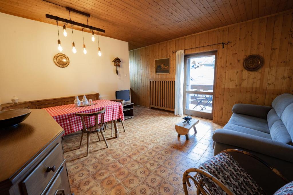 La Finestra sui Monti - Alpine Stay Apartments