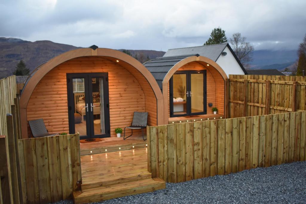 Apex Studio Pod & Jacuzzi Bath