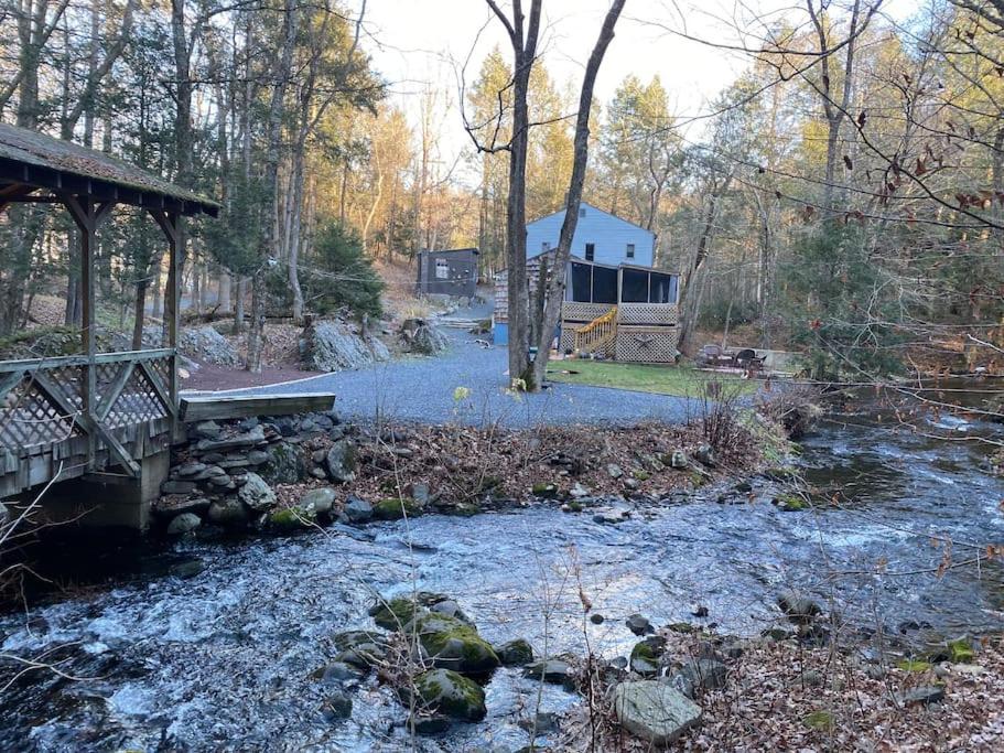 Peaceful Gateway to Island Creek Cottage