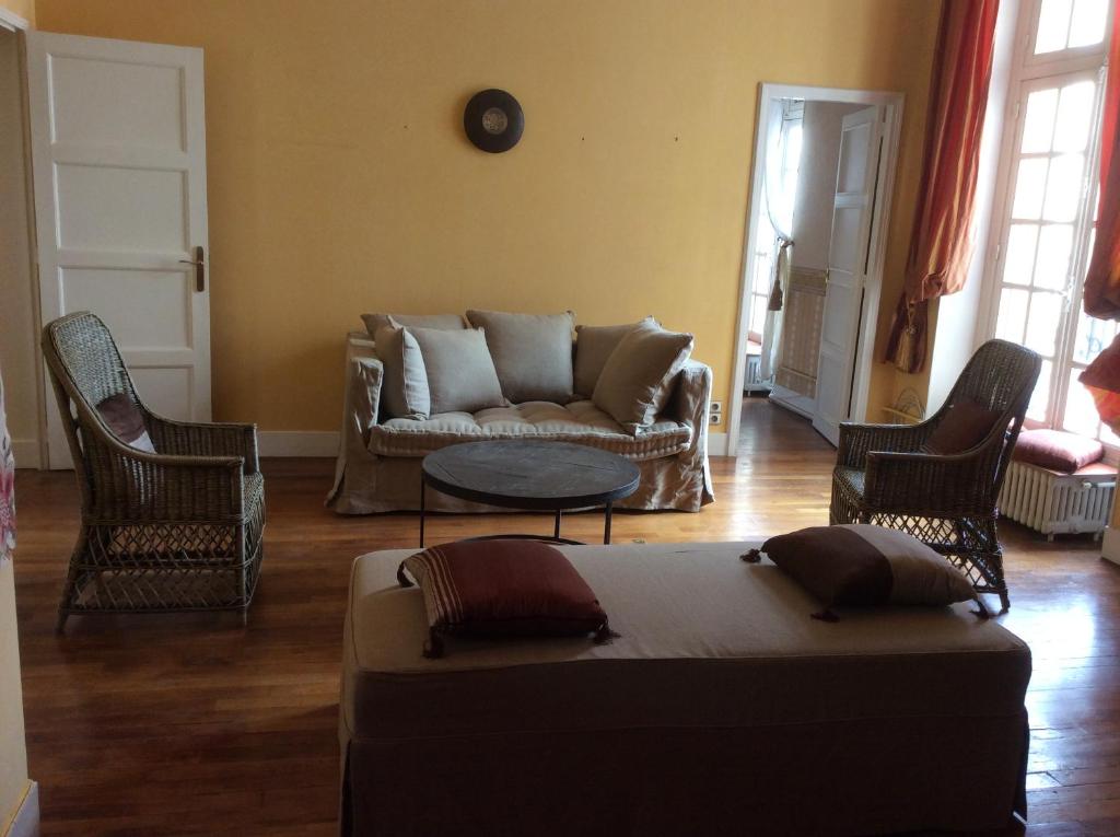4 Square d'Avignon