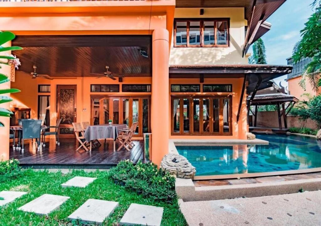 Villano Dara pool villa