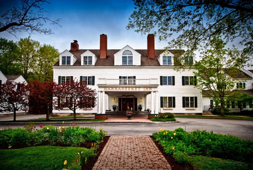 The Harraseeket Inn & Suites